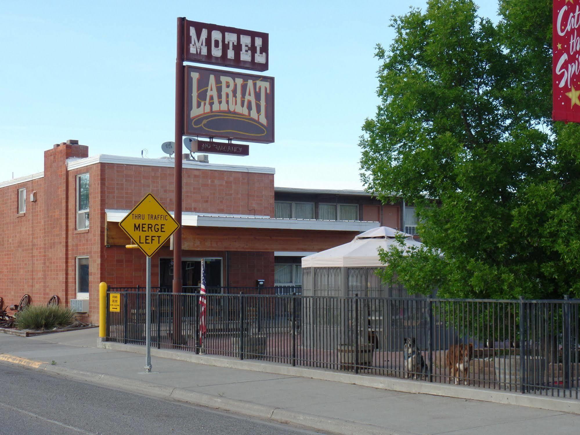 Lariat Motel Hardin Exterior foto